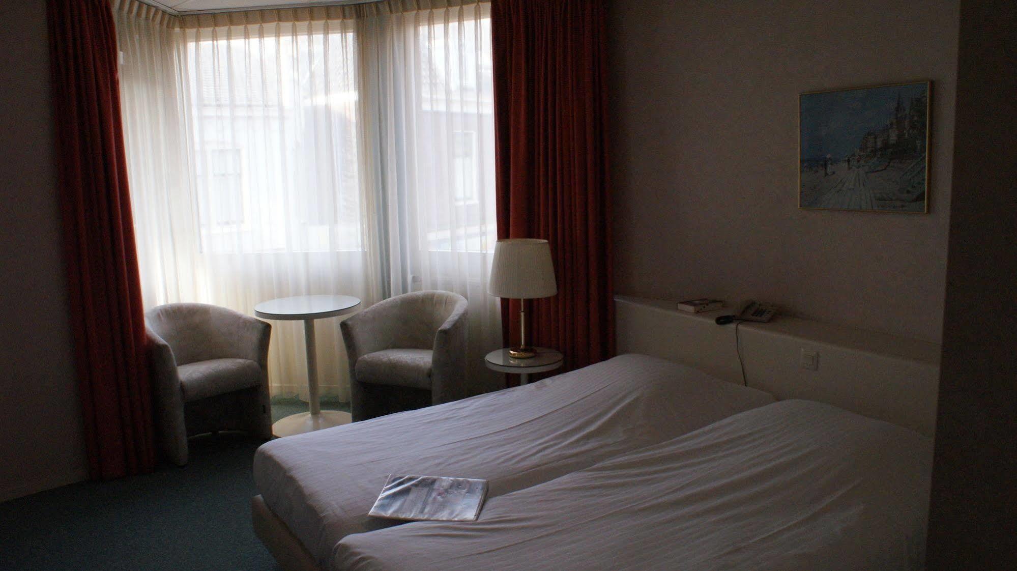 Hotel Flora Hillegom Buitenkant foto